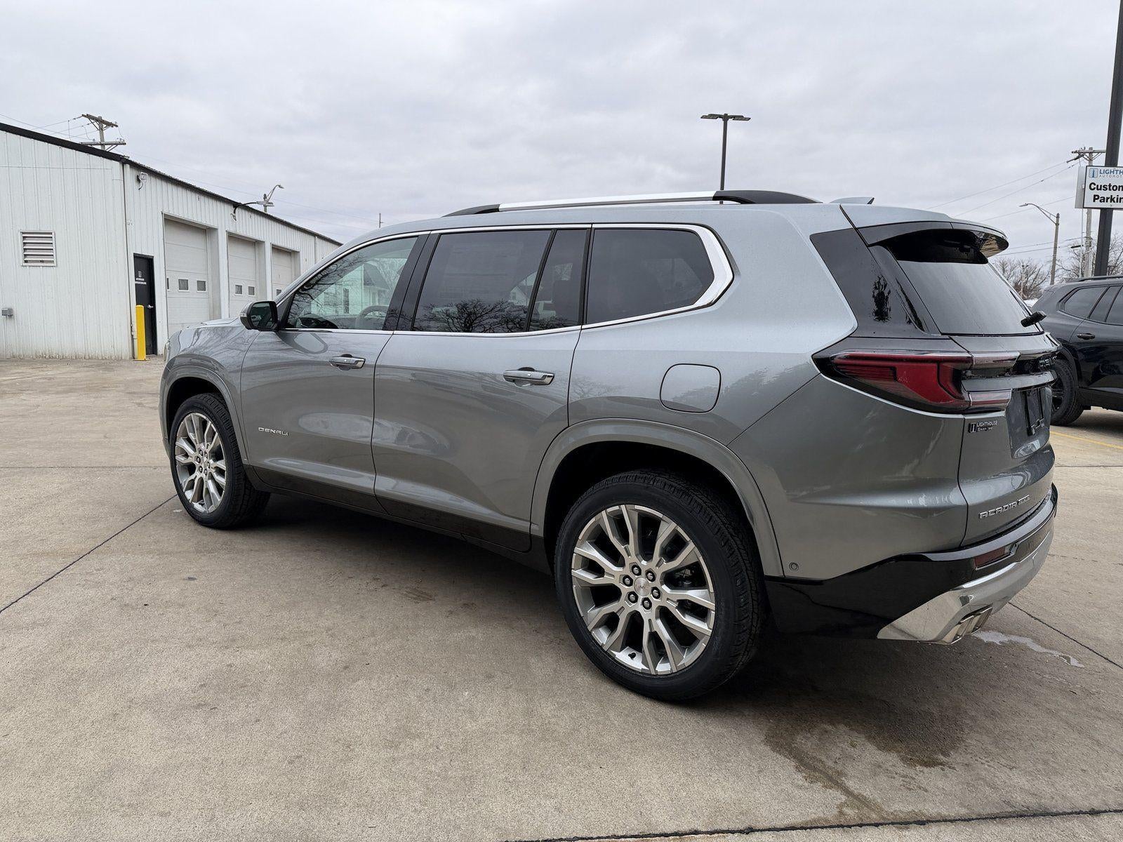 2026 GMC Acadia AWD Denali