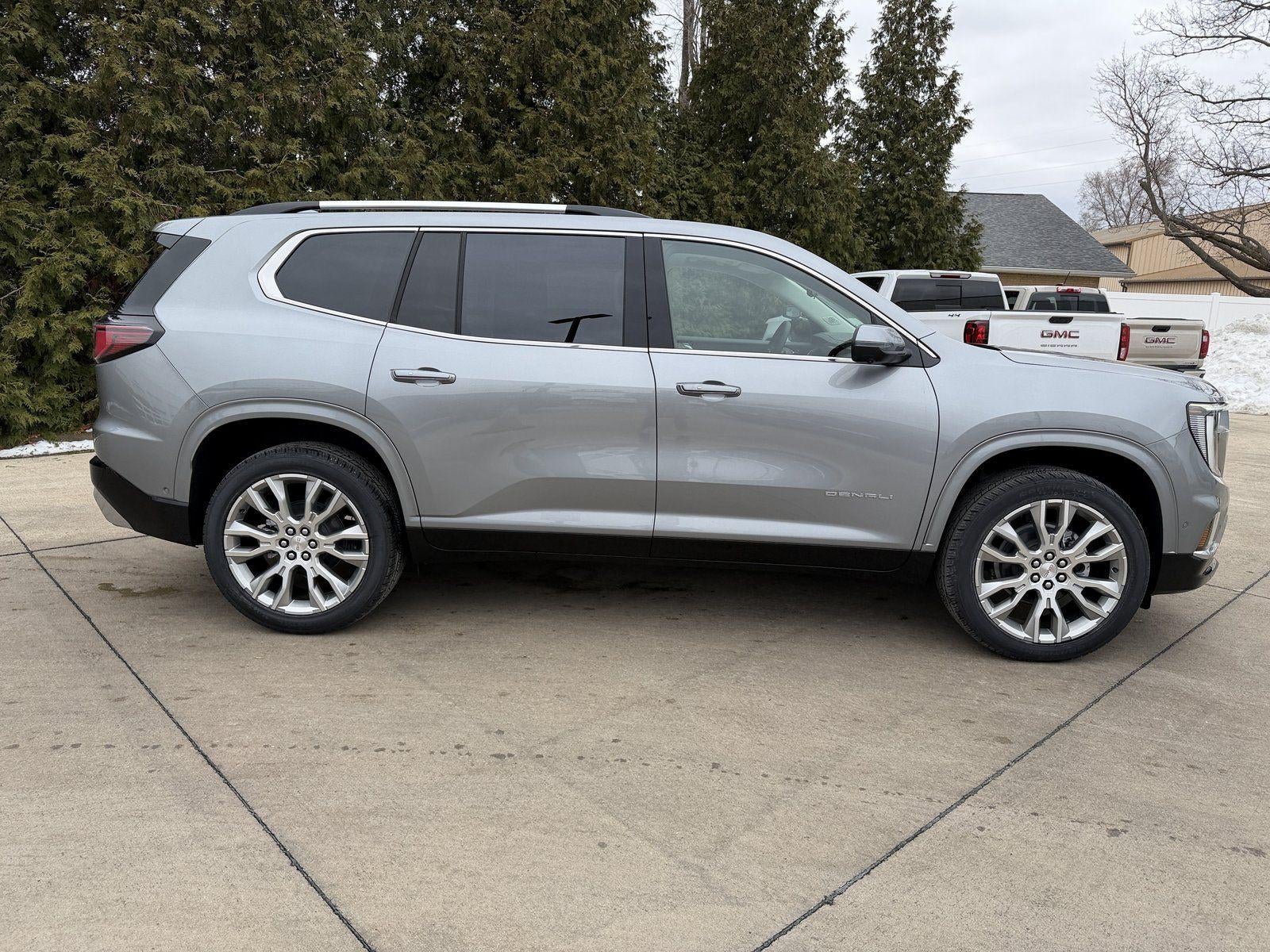 2026 GMC Acadia AWD Denali