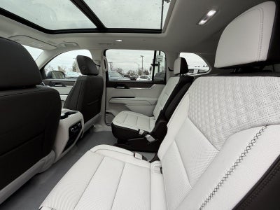 2026 GMC Acadia AWD Denali