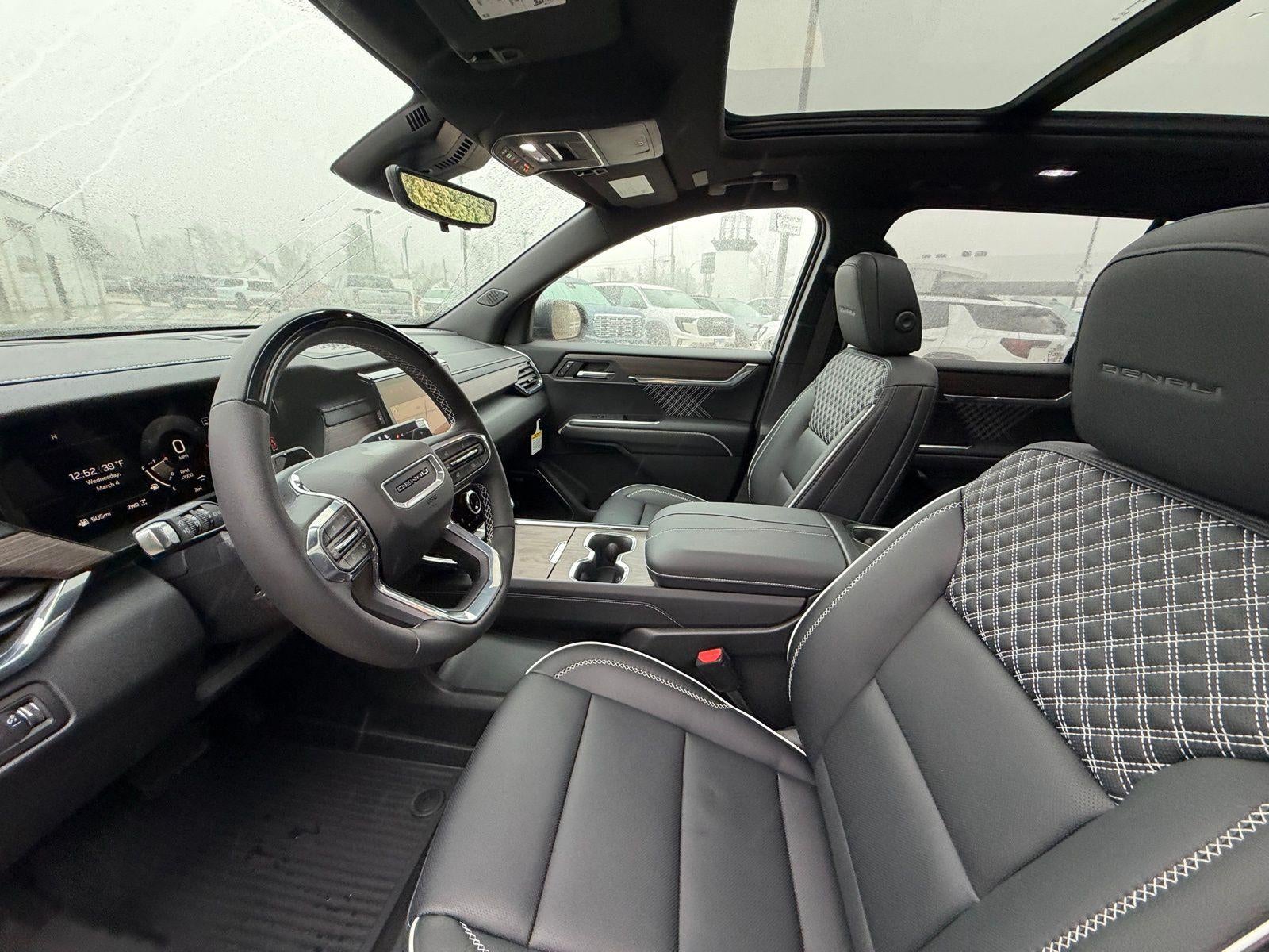 2026 GMC Acadia AWD Denali