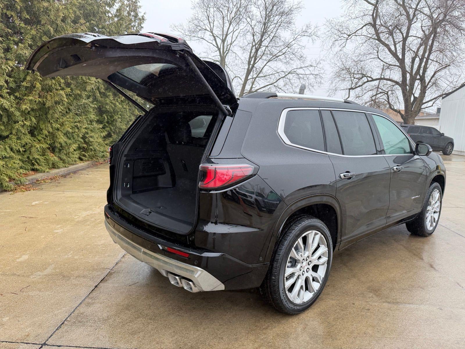 2026 GMC Acadia AWD Denali