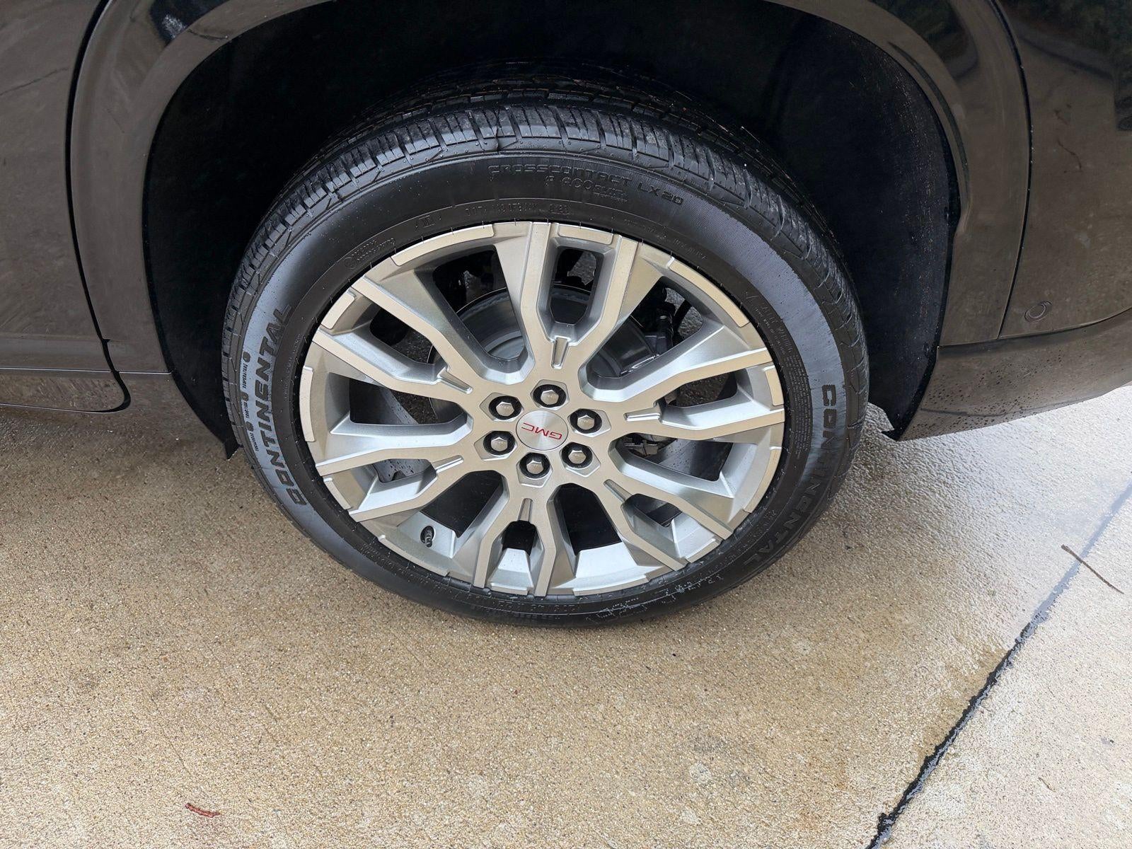 2026 GMC Acadia AWD Denali