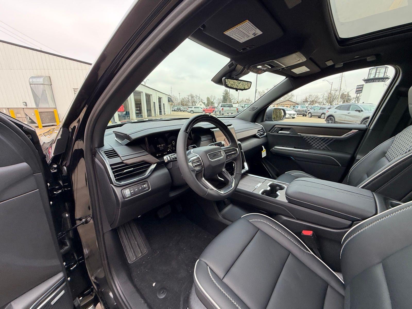 2026 GMC Acadia AWD Denali