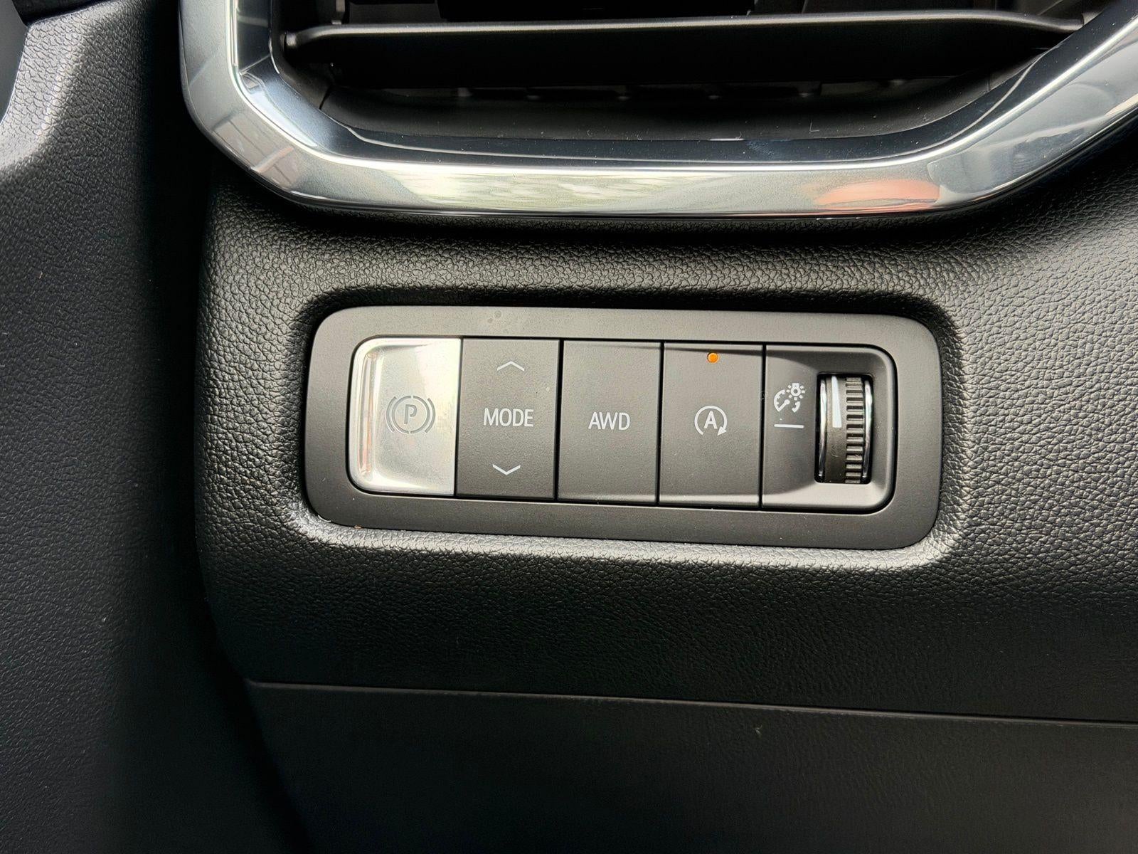 2026 GMC Acadia AWD Denali