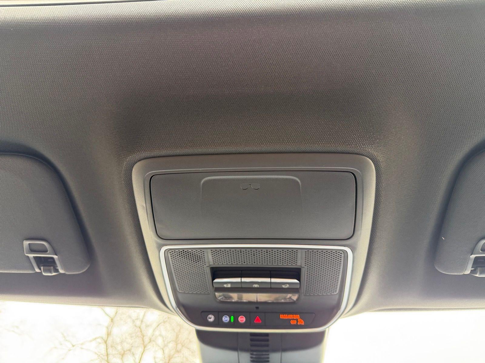 2026 GMC Acadia AWD Denali