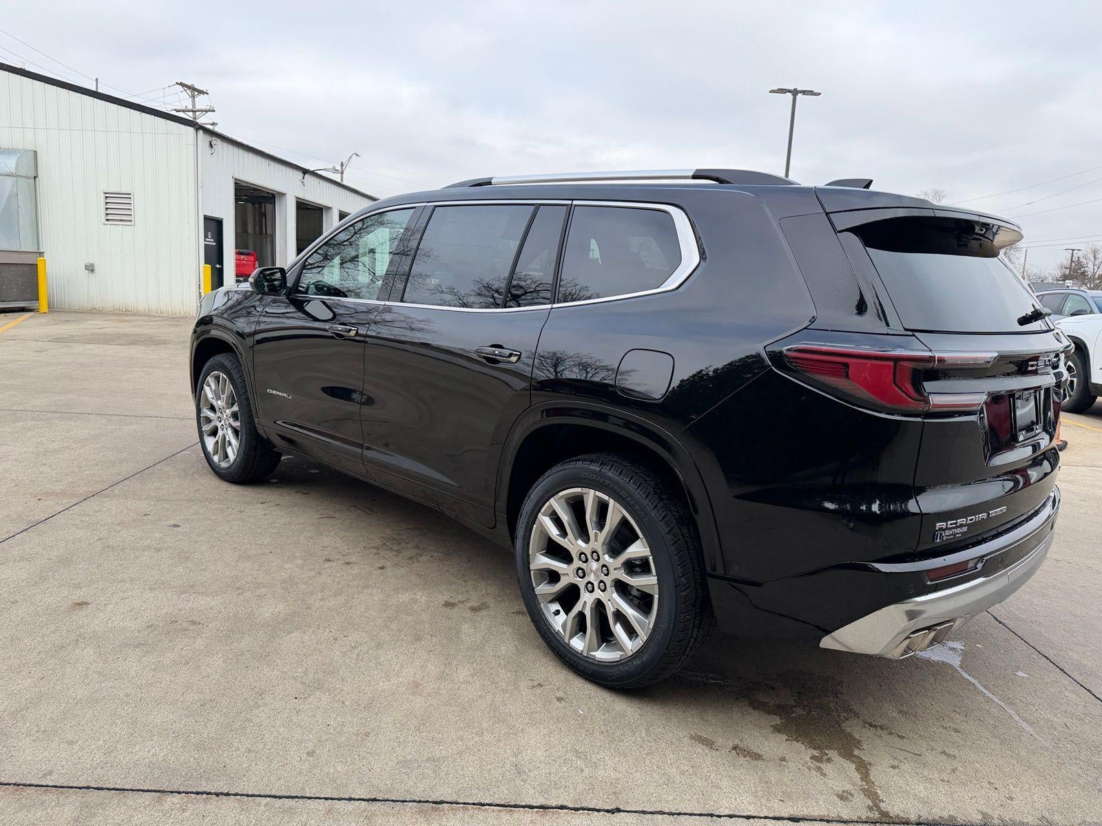 2026 GMC Acadia AWD Denali