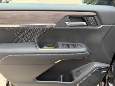 2026 GMC Acadia AWD Denali