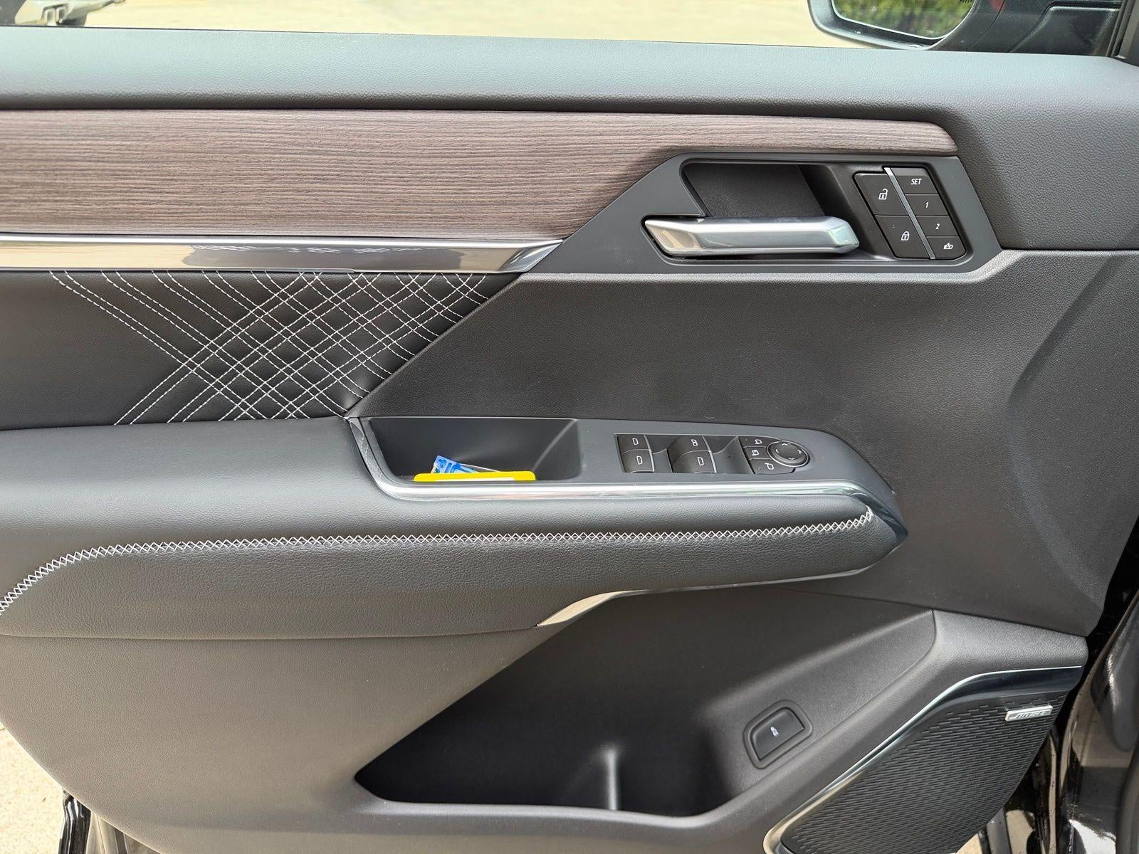 2026 GMC Acadia AWD Denali