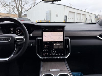 2026 GMC Acadia AWD Denali