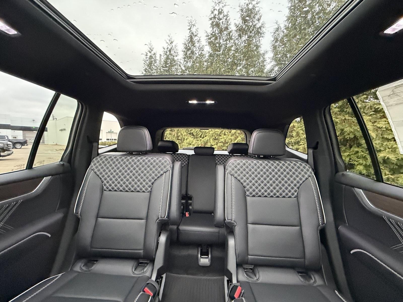 2026 GMC Acadia AWD Denali