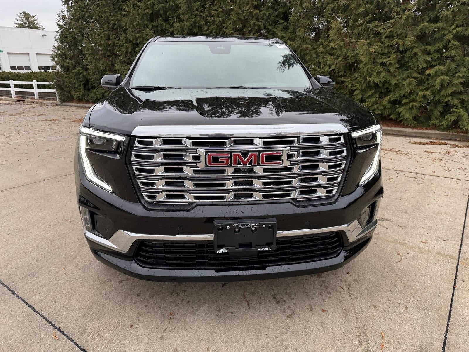 2026 GMC Acadia AWD Denali