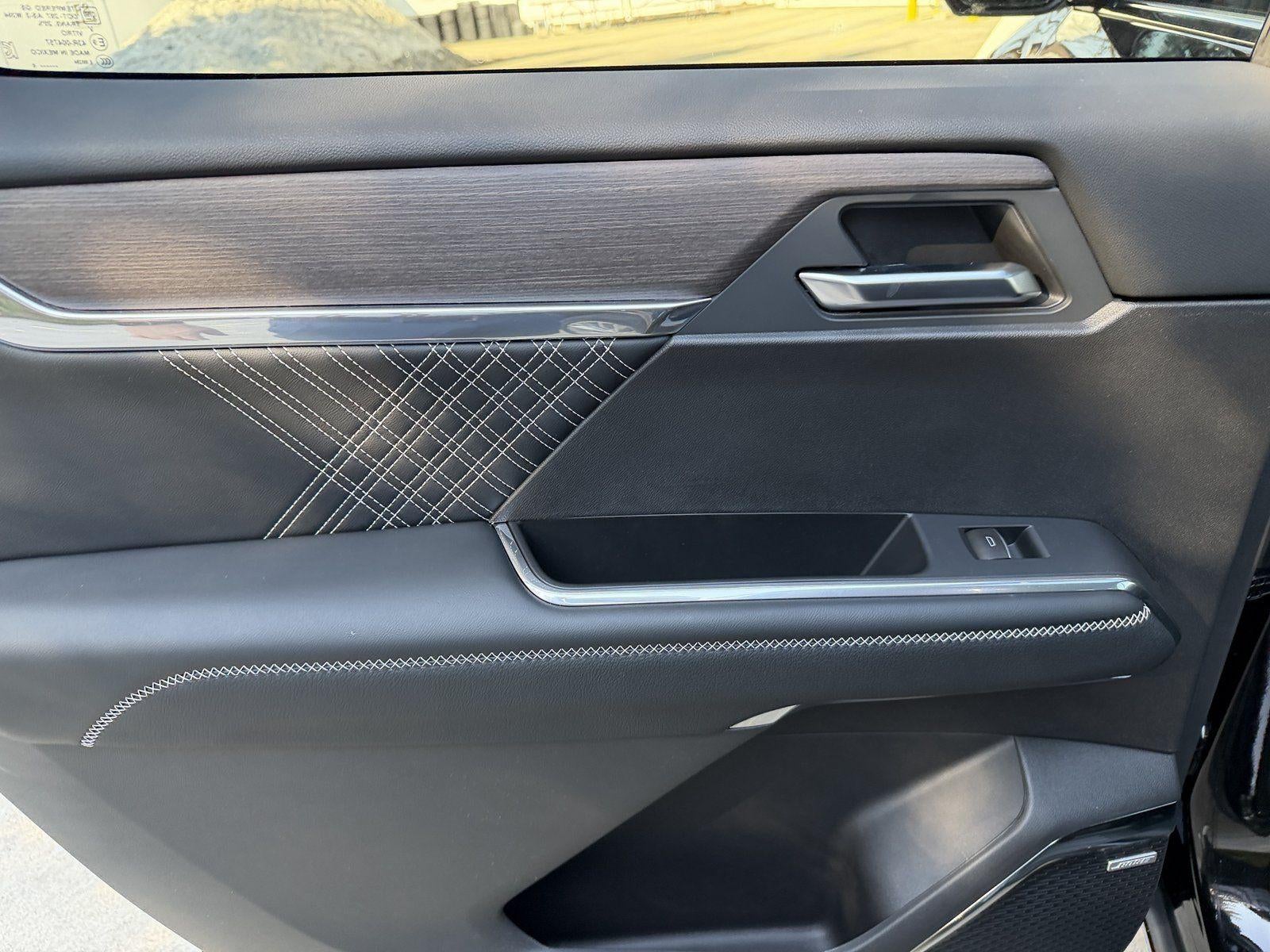 2026 GMC Acadia AWD Denali