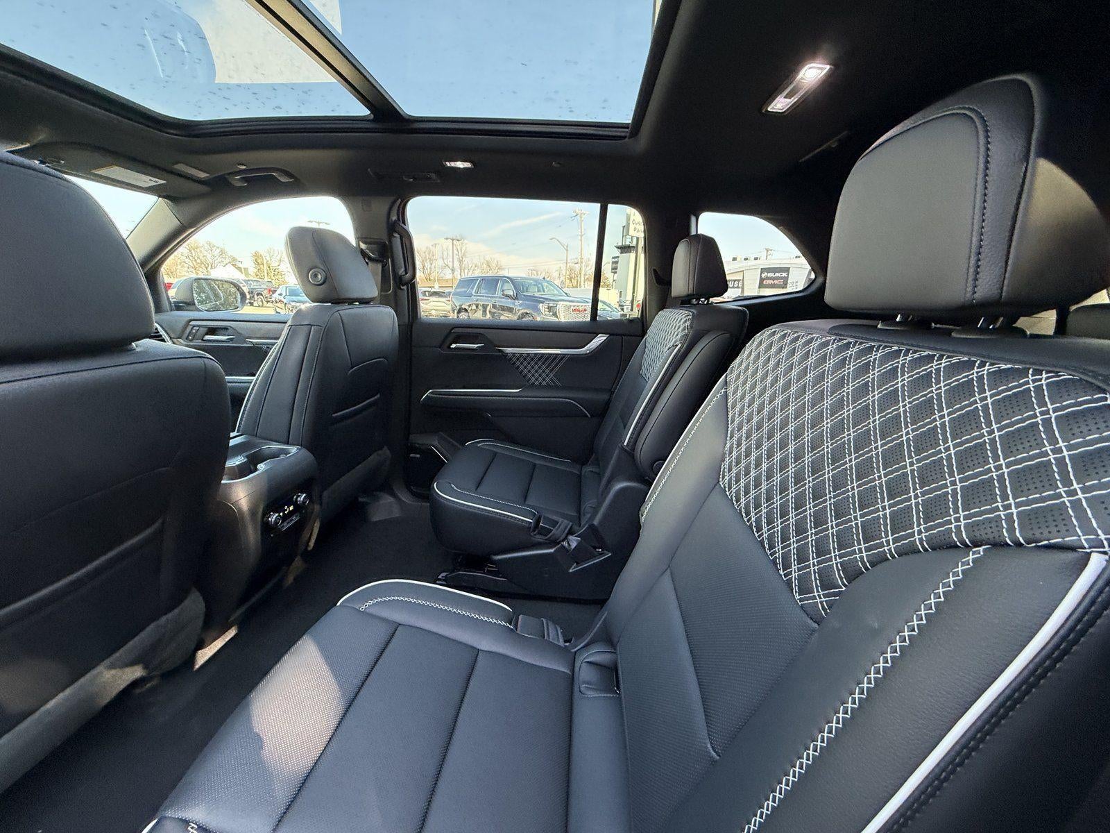 2026 GMC Acadia AWD Denali