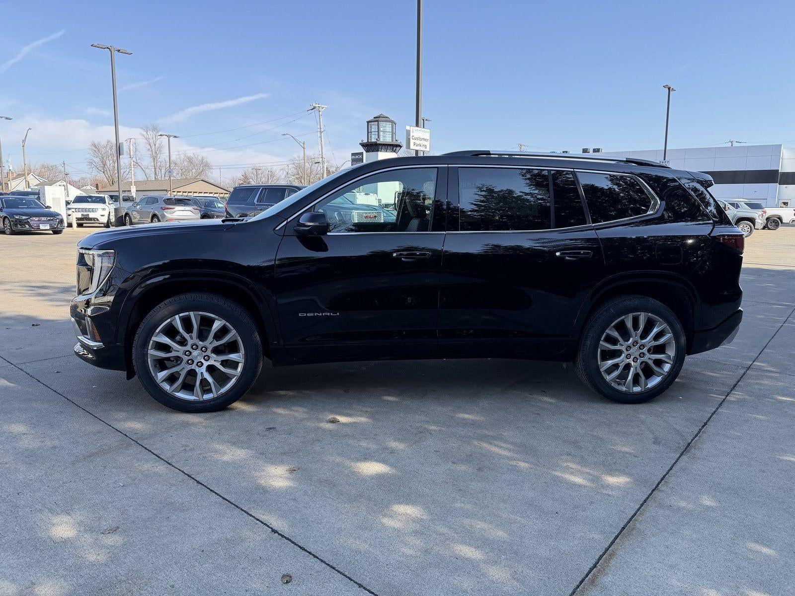 2026 GMC Acadia AWD Denali