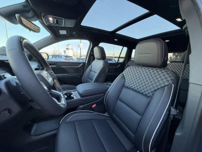 2026 GMC Acadia AWD Denali