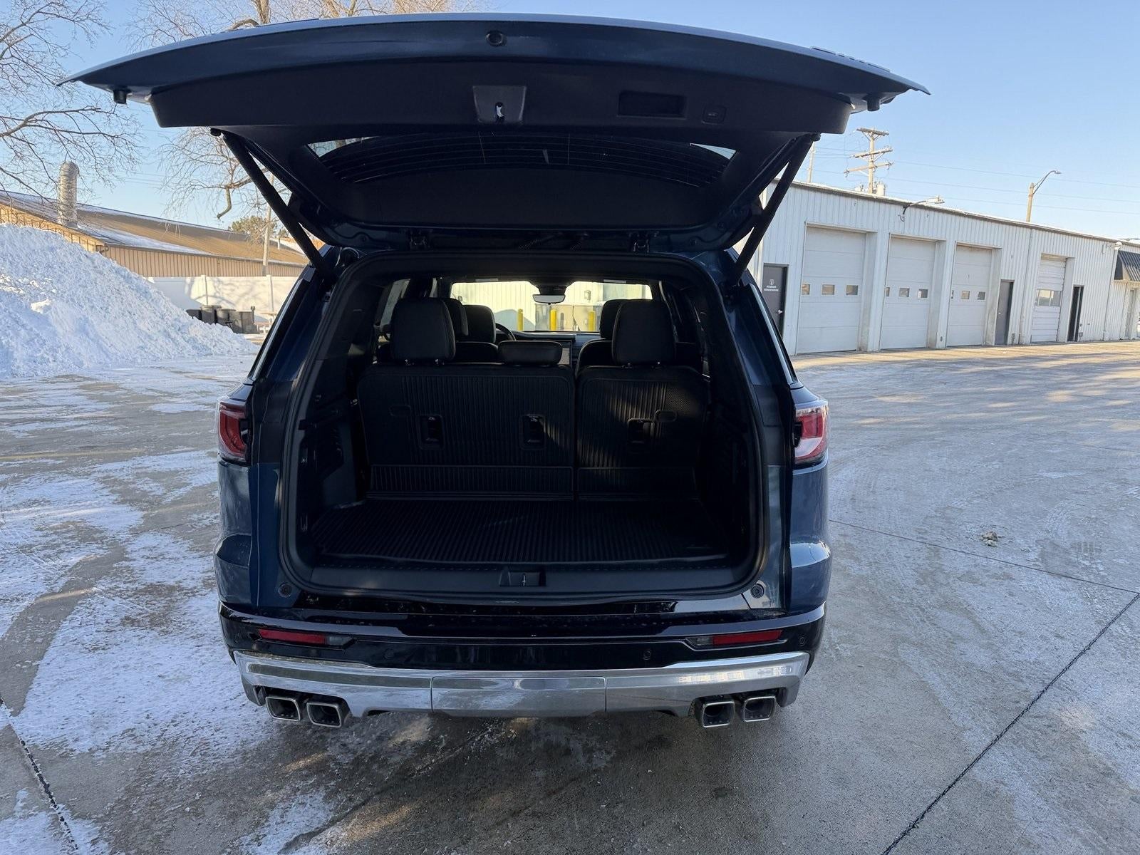 2026 GMC Acadia AWD Denali