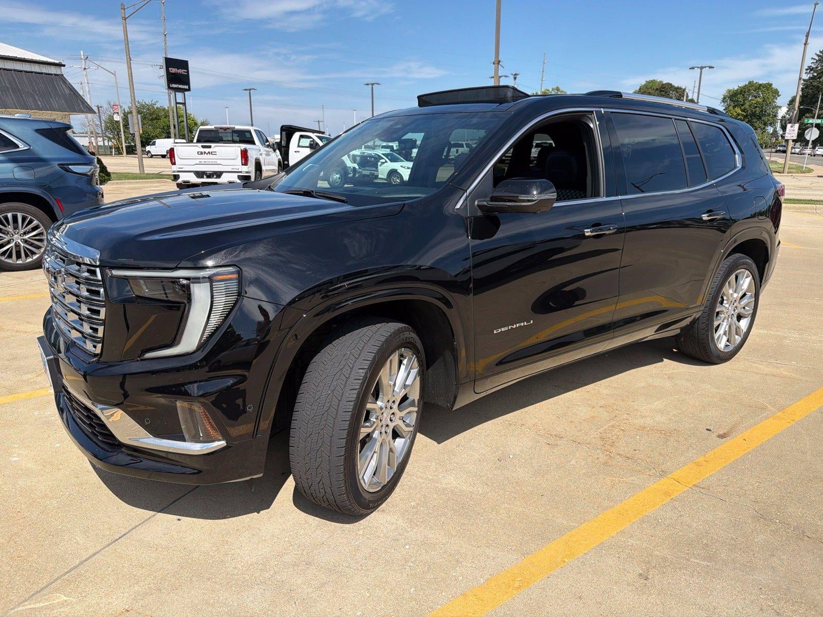 2024 GMC Acadia Denali