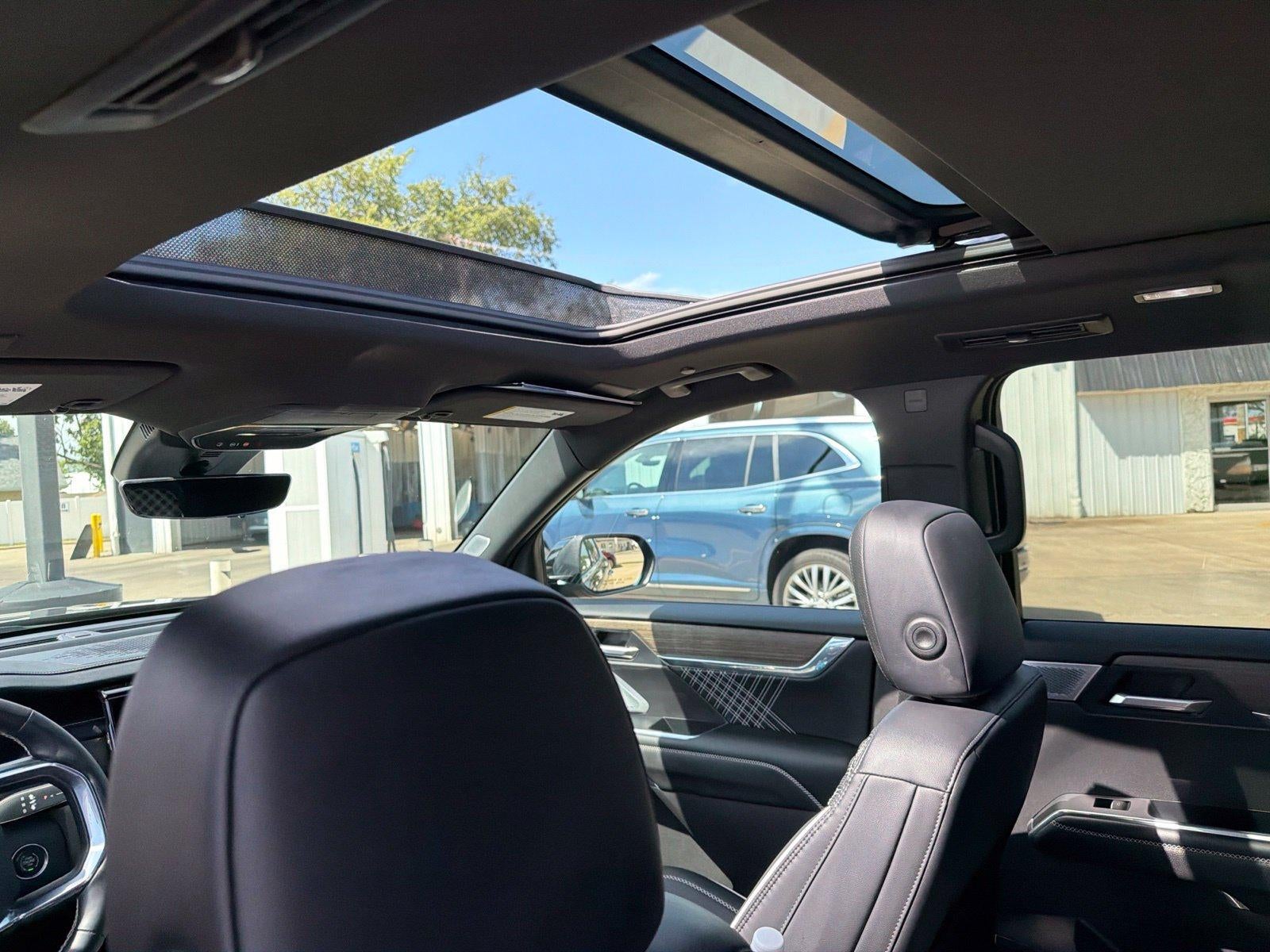 2024 GMC Acadia Denali