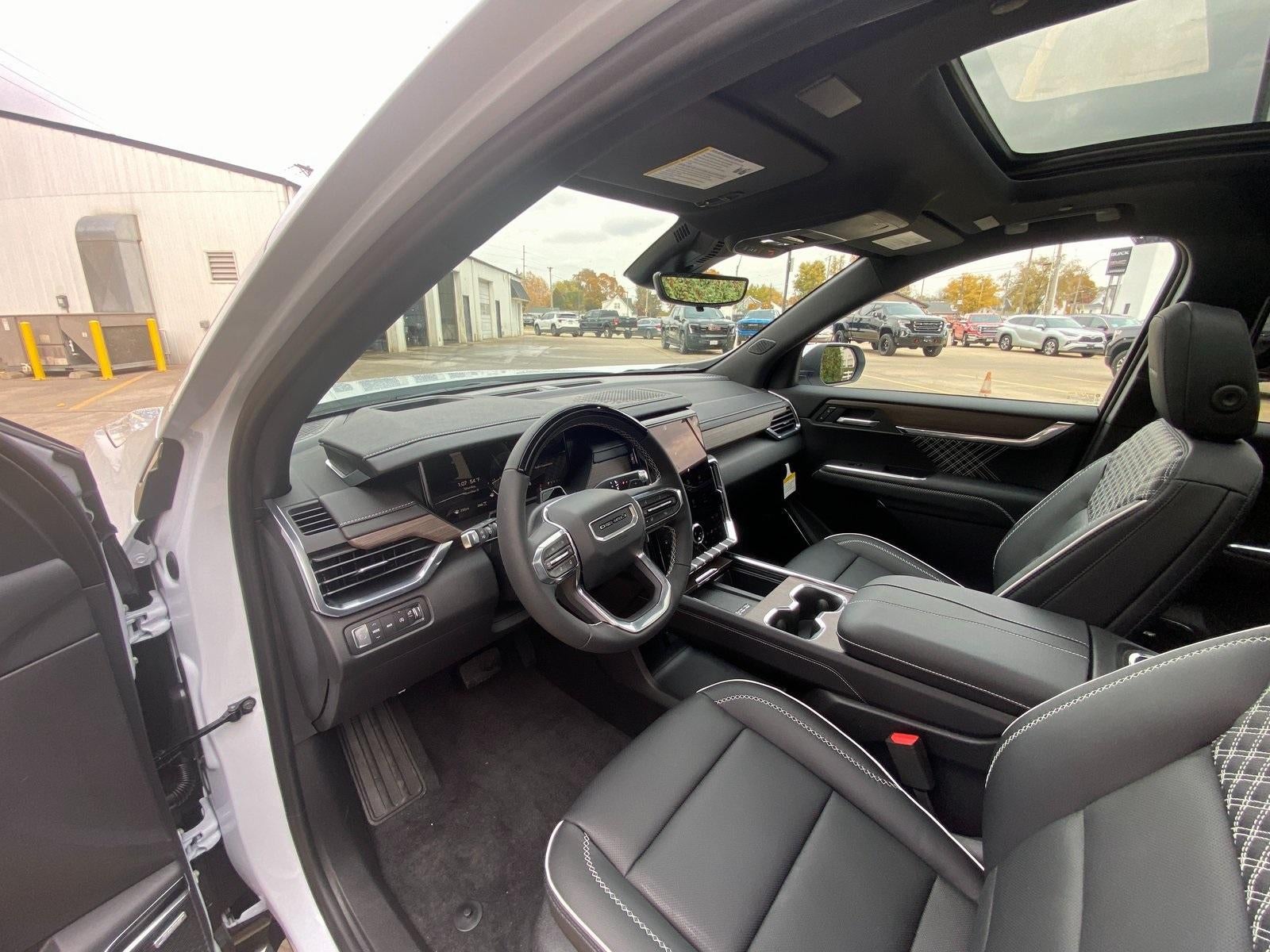 2026 GMC Acadia AWD Denali