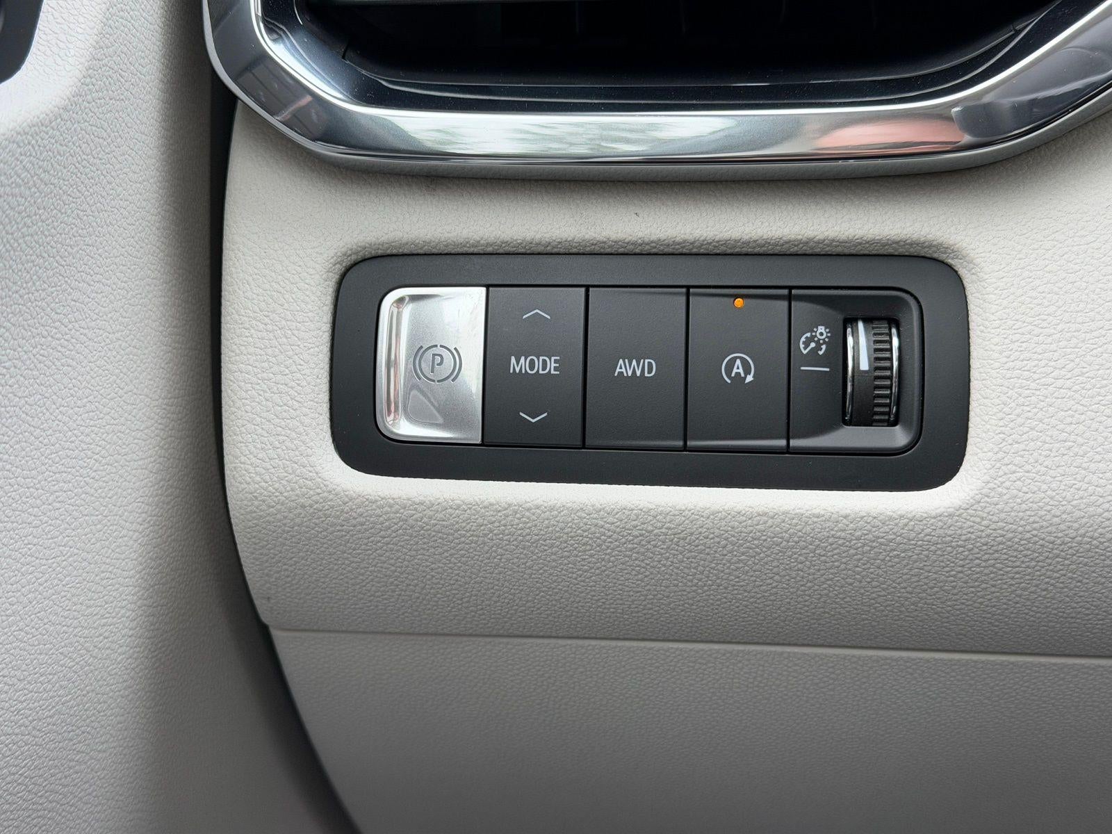 2026 GMC Acadia AWD Denali