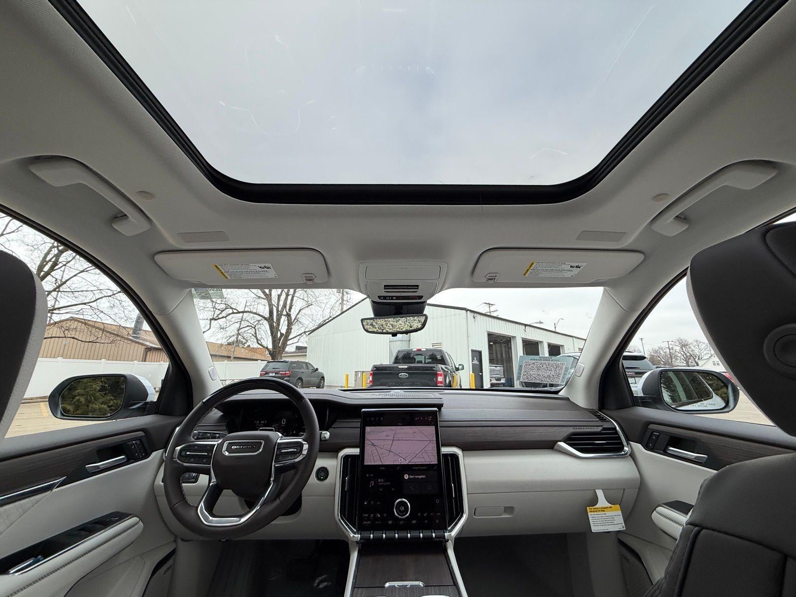 2026 GMC Acadia AWD Denali