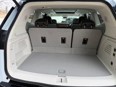 2026 GMC Acadia AWD Denali