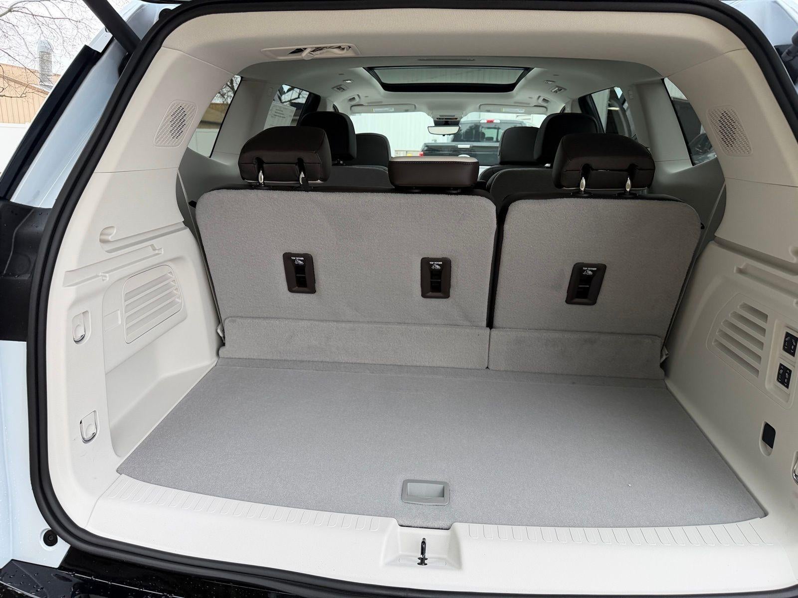 2026 GMC Acadia AWD Denali