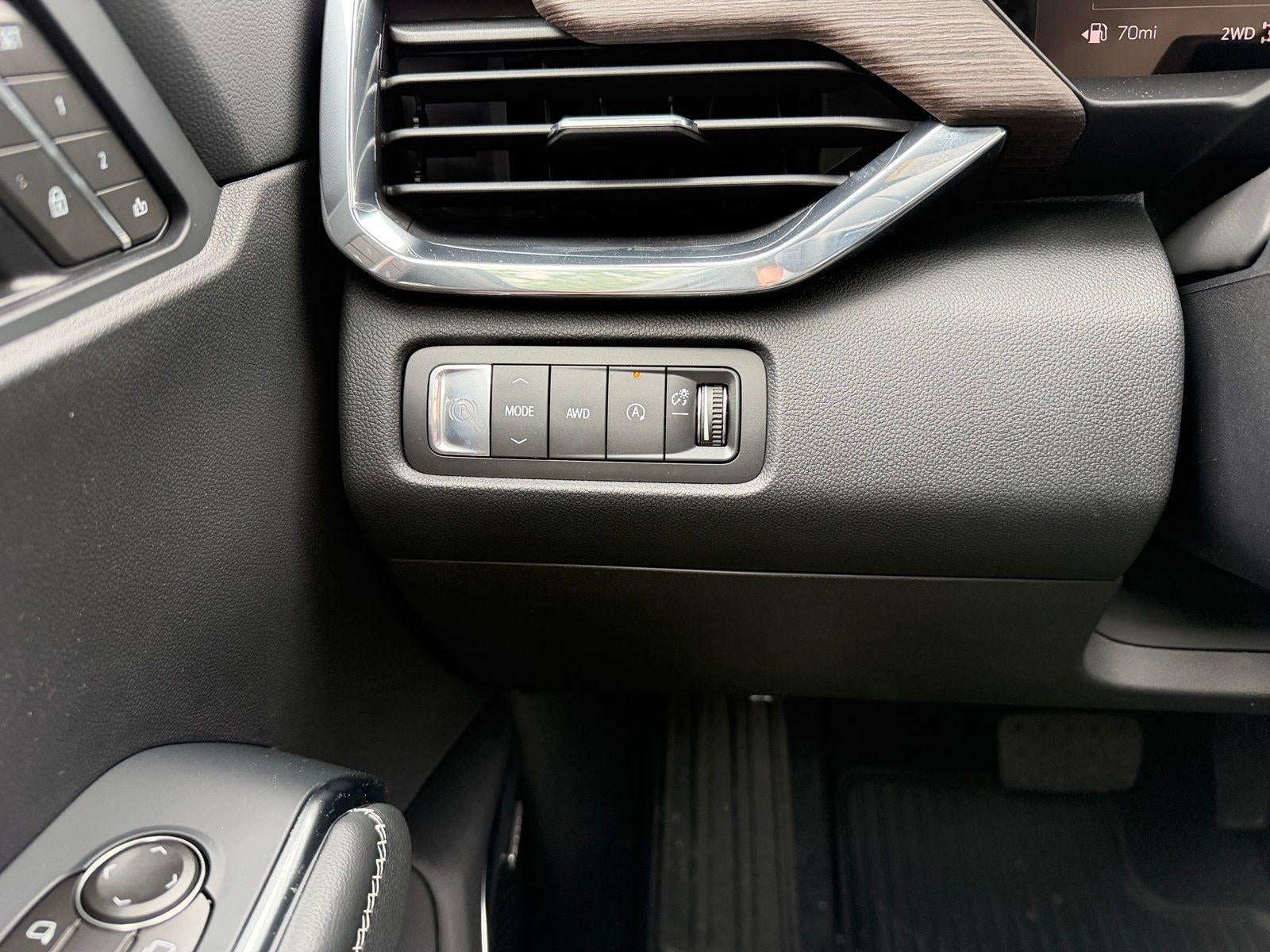 2026 GMC Acadia AWD Denali