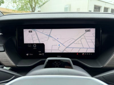 2026 GMC Acadia AWD Denali