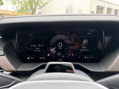 2026 GMC Acadia AWD Denali