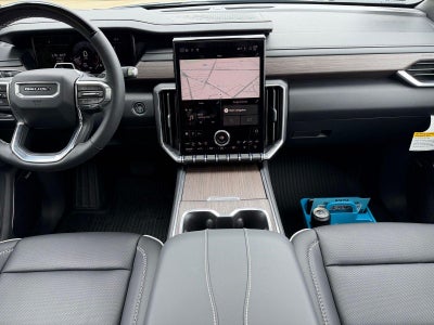 2026 GMC Acadia AWD Denali