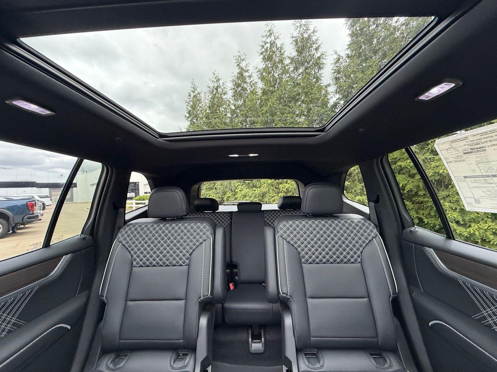 2026 GMC Acadia AWD Denali