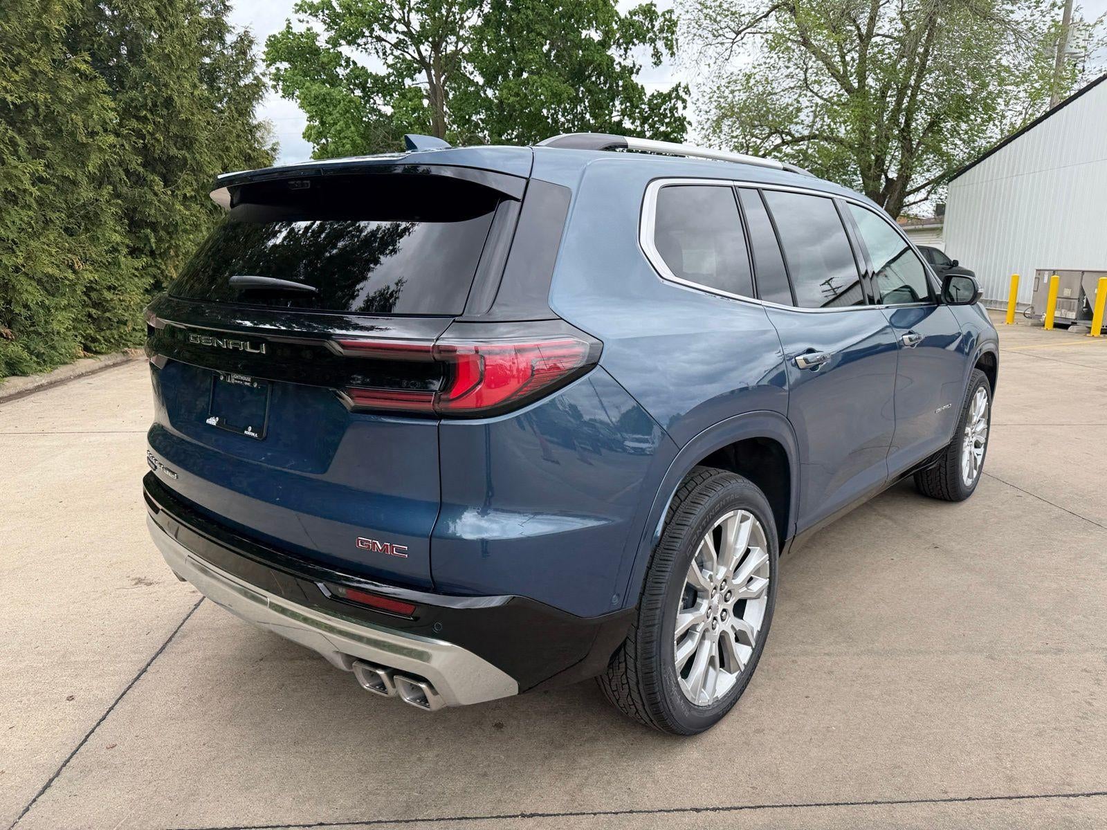 2026 GMC Acadia AWD Denali