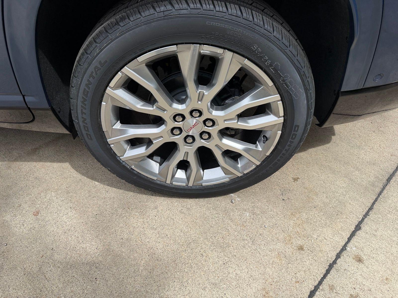 2026 GMC Acadia AWD Denali