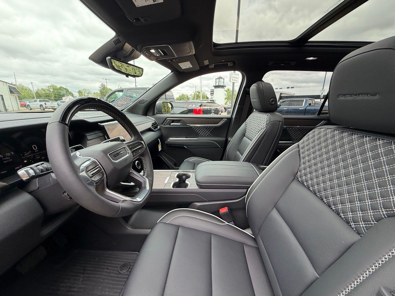 2026 GMC Acadia AWD Denali