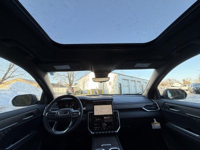 2026 GMC Acadia AWD Denali