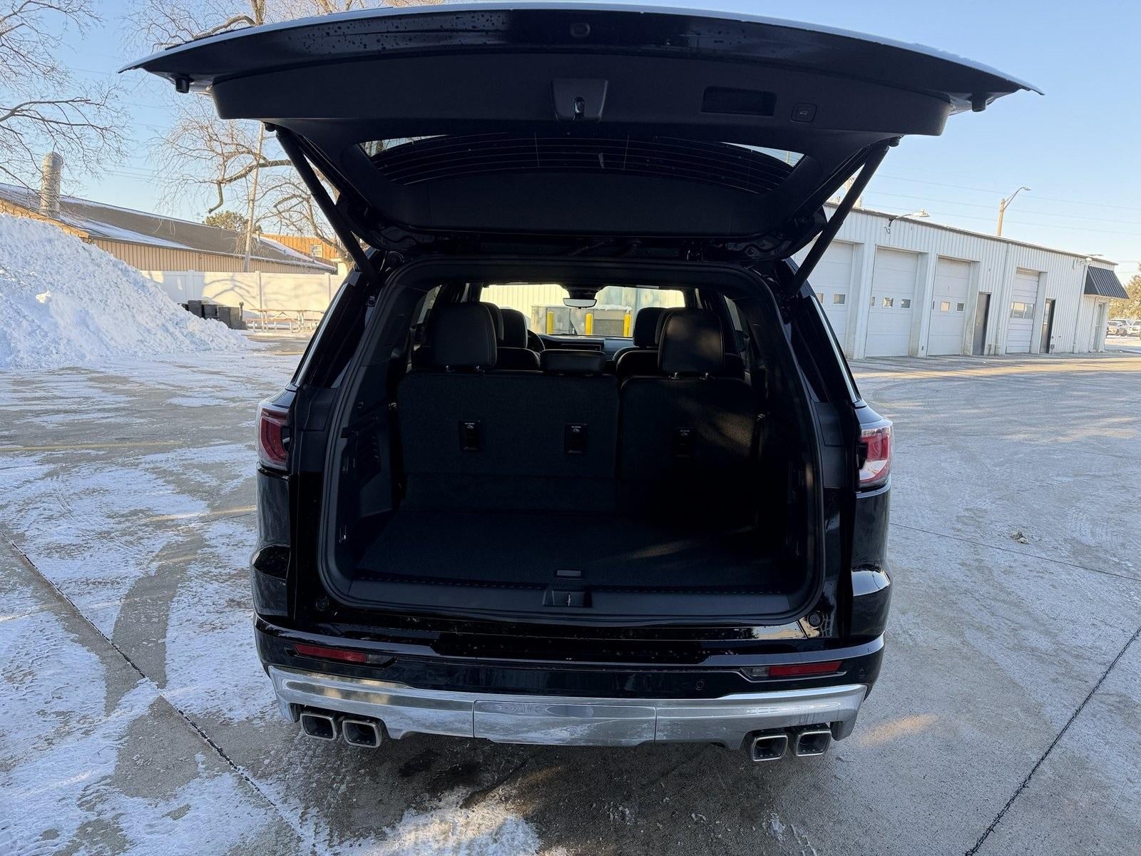 2026 GMC Acadia AWD Denali