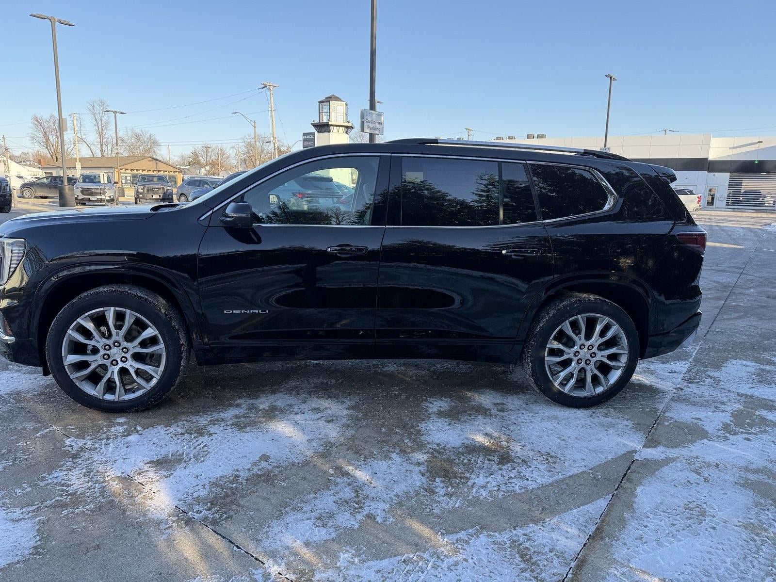 2026 GMC Acadia AWD Denali