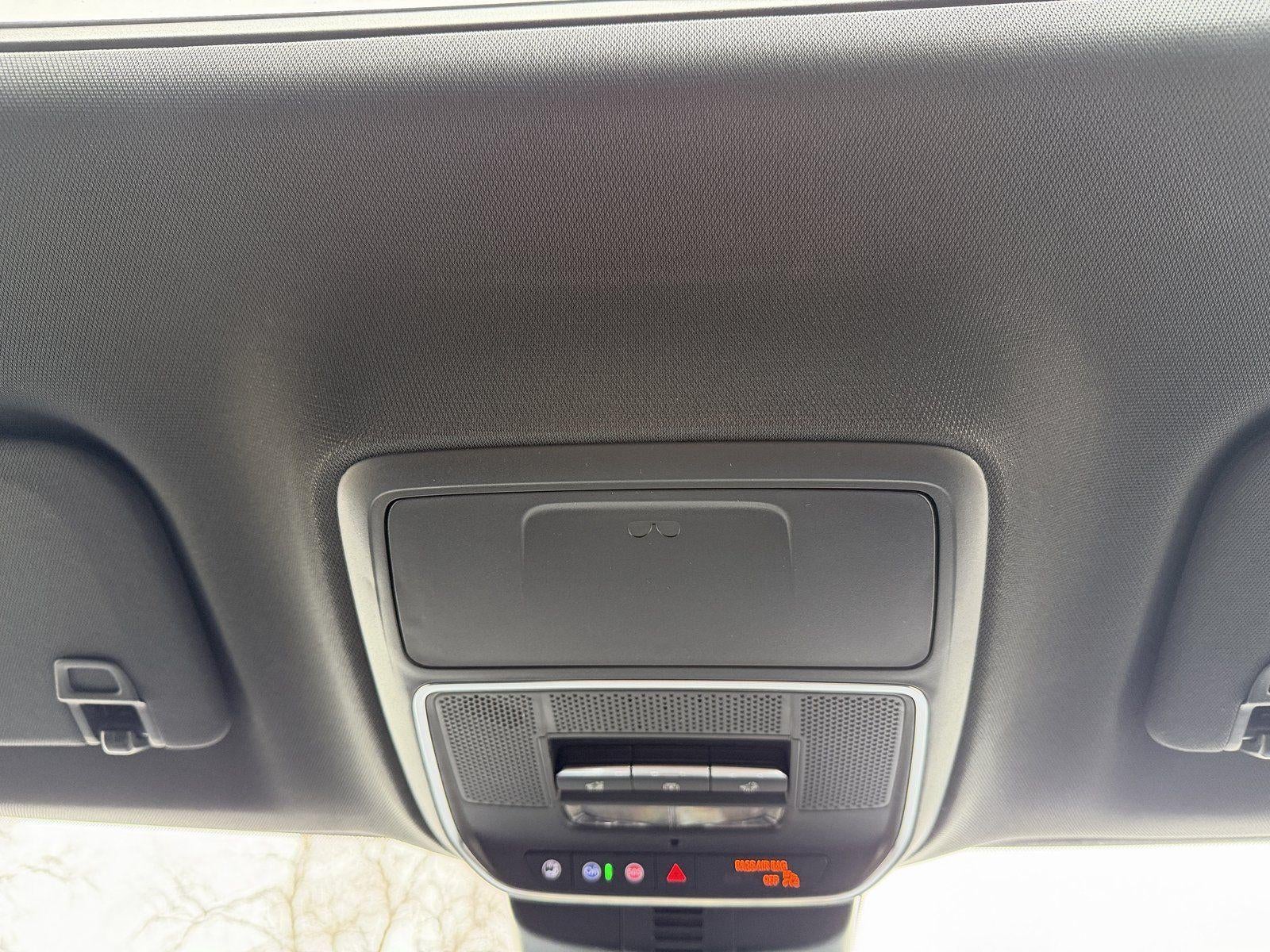 2026 GMC Acadia AWD Denali