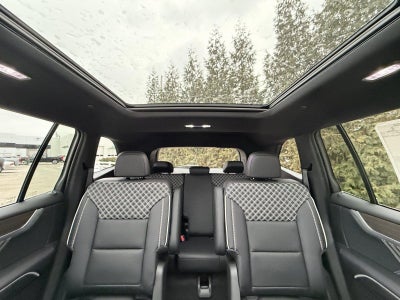 2026 GMC Acadia AWD Denali