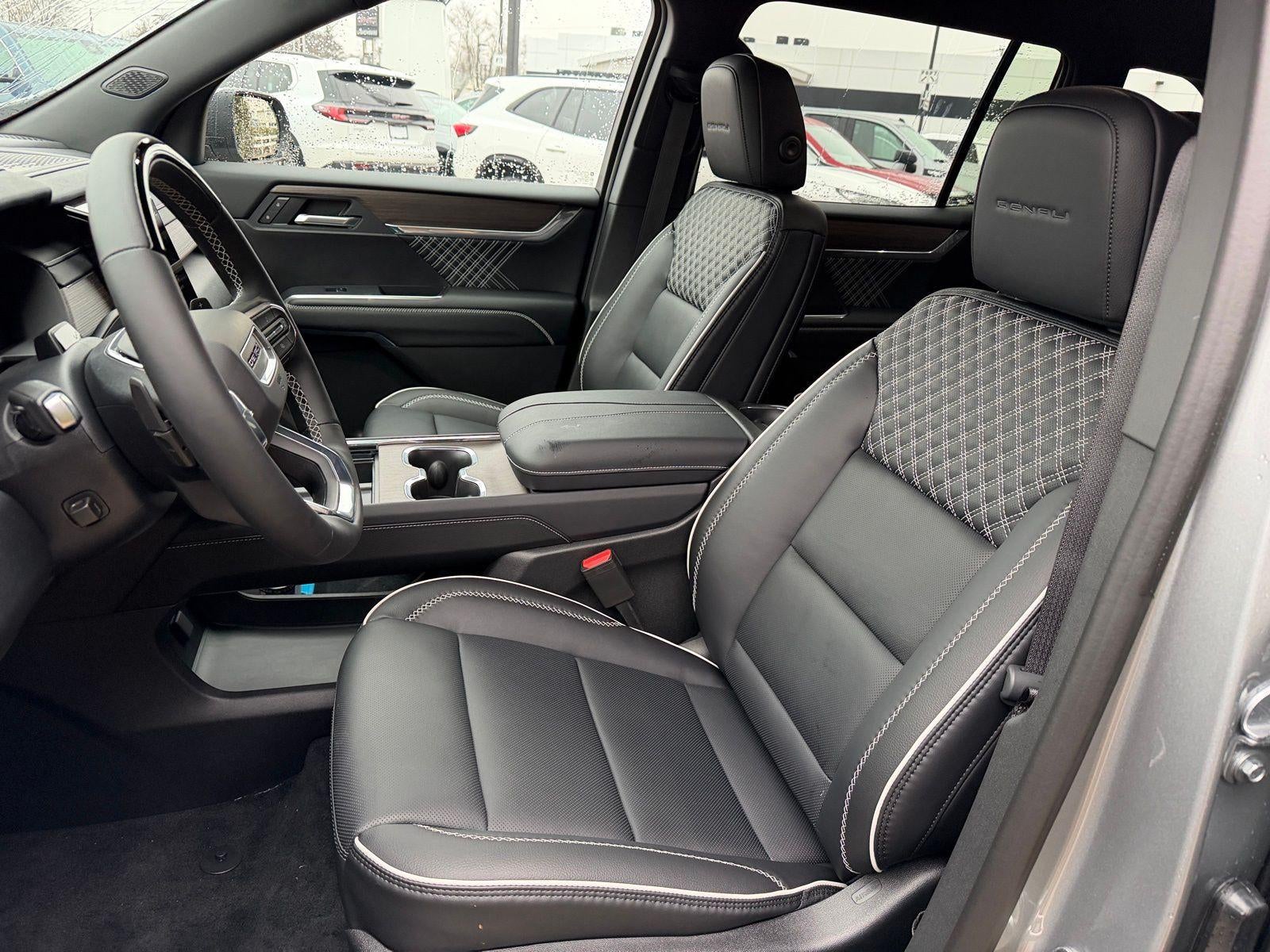 2026 GMC Acadia AWD Denali