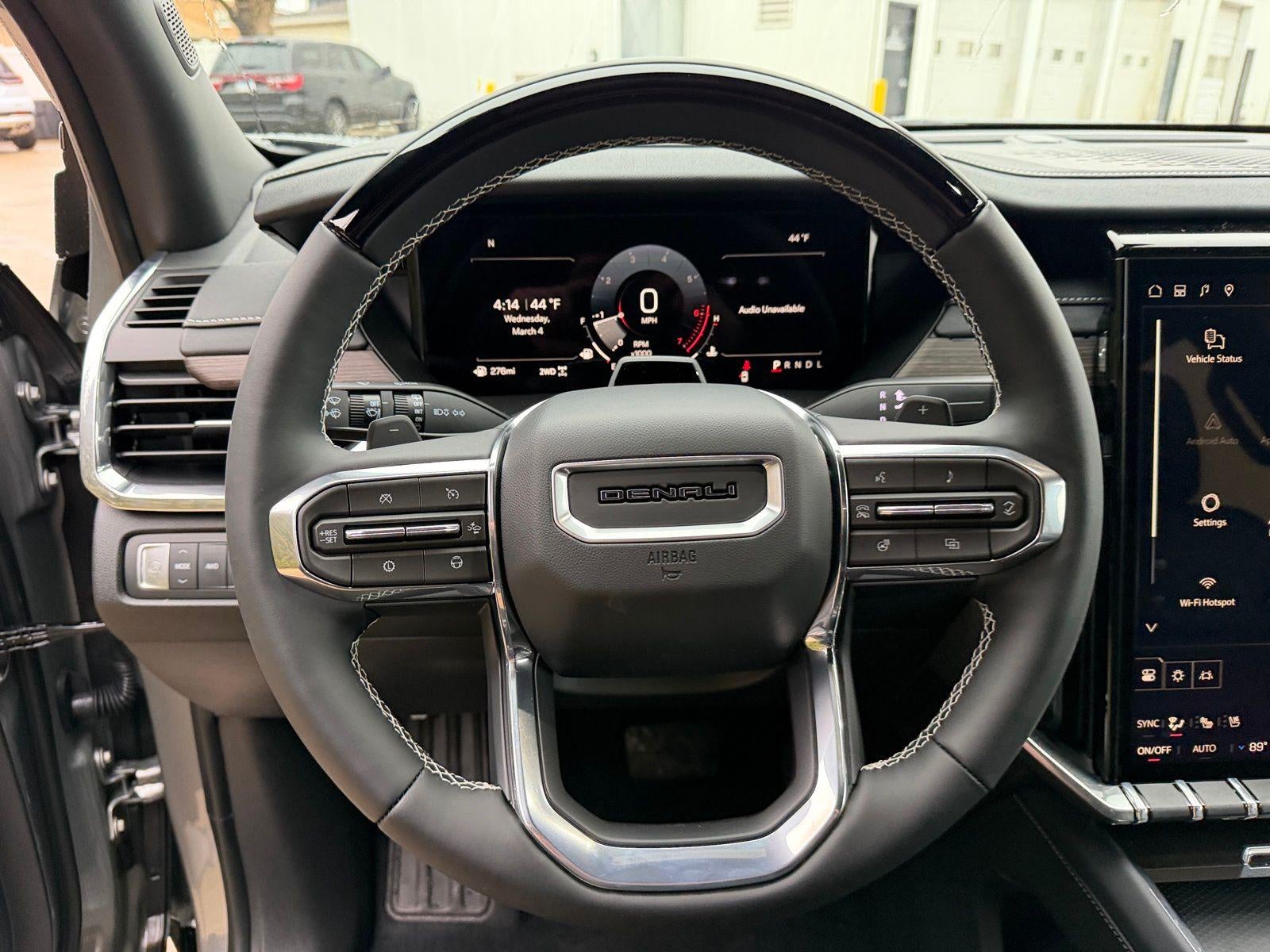 2026 GMC Acadia AWD Denali