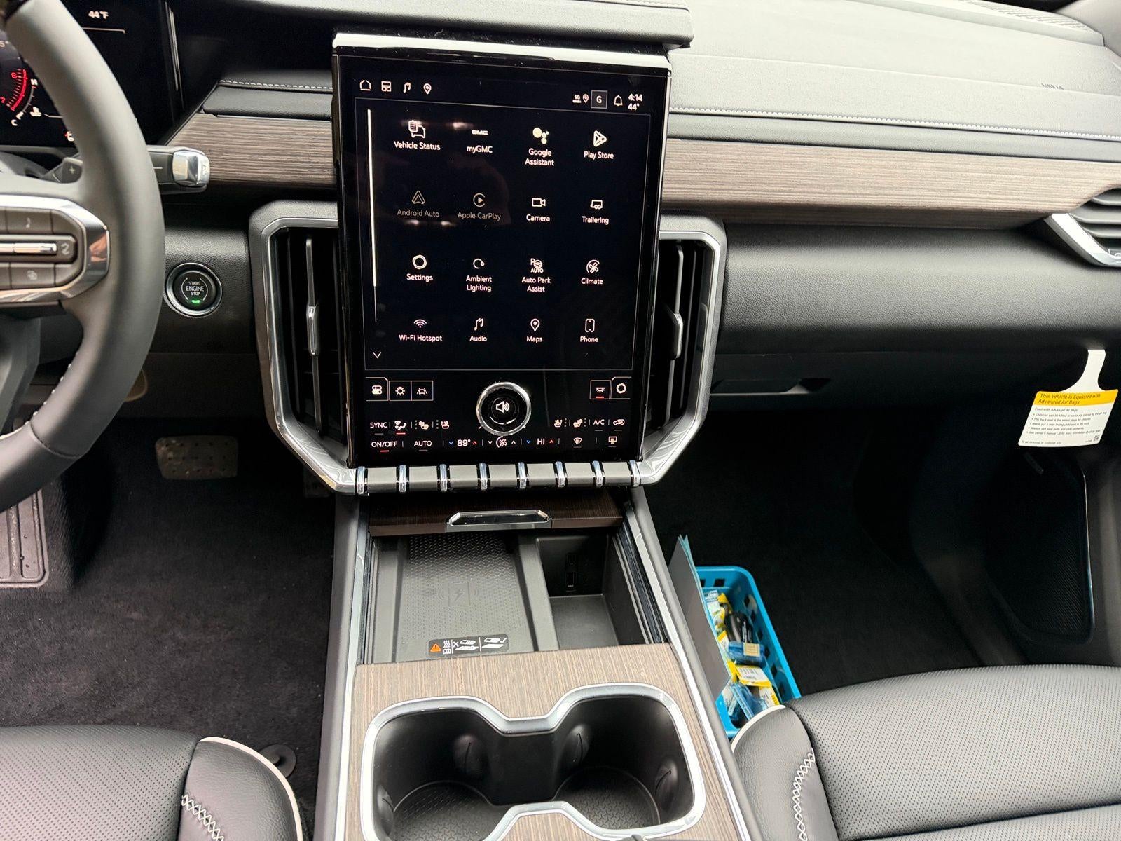 2026 GMC Acadia AWD Denali