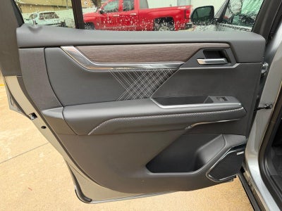 2026 GMC Acadia AWD Denali