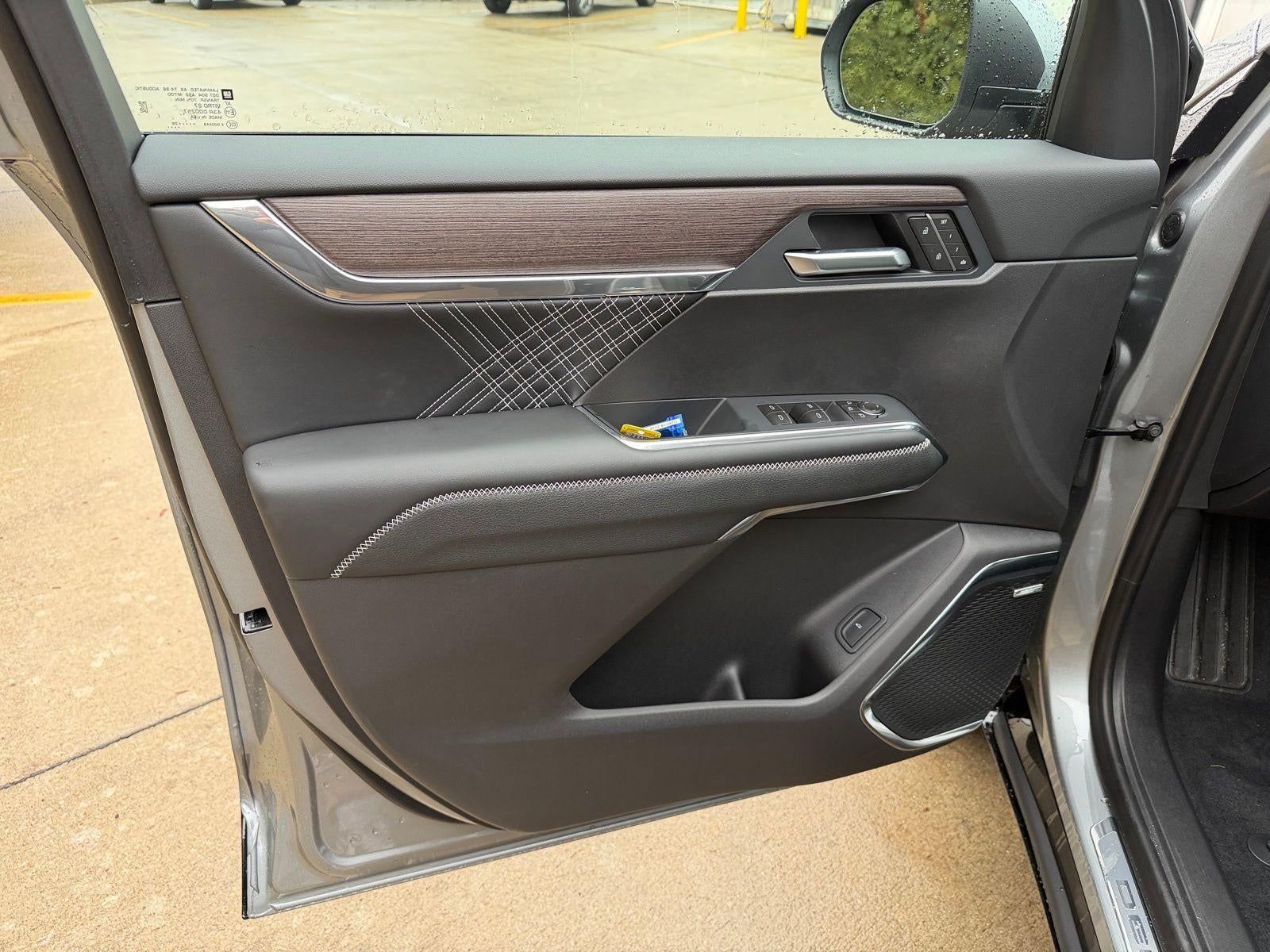 2026 GMC Acadia AWD Denali