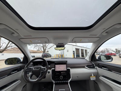 2026 GMC Acadia AWD Denali