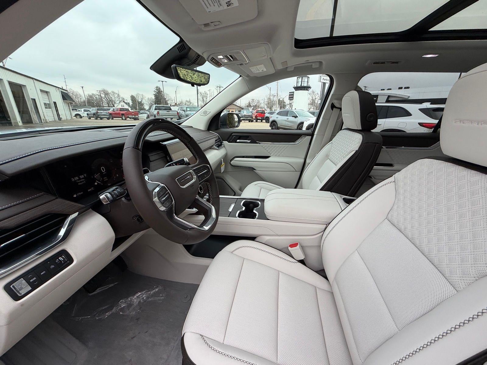 2026 GMC Acadia AWD Denali