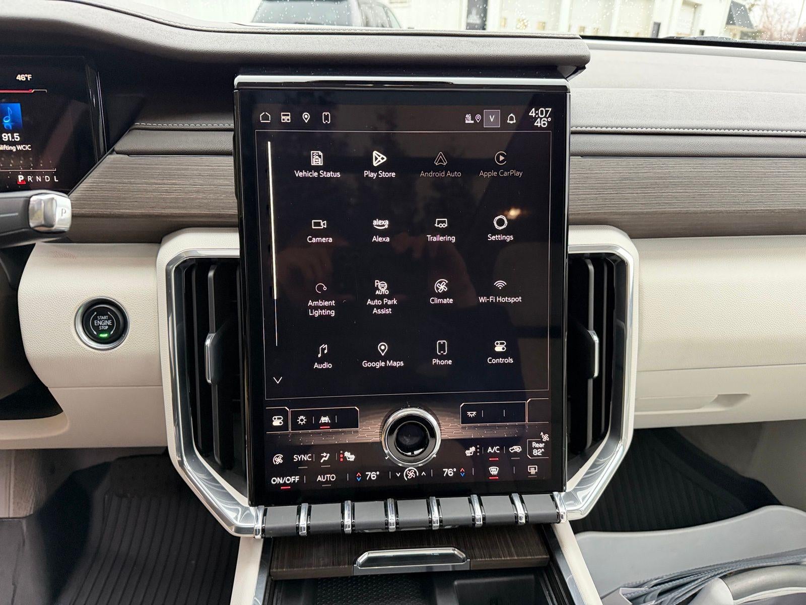 2024 GMC Acadia Denali