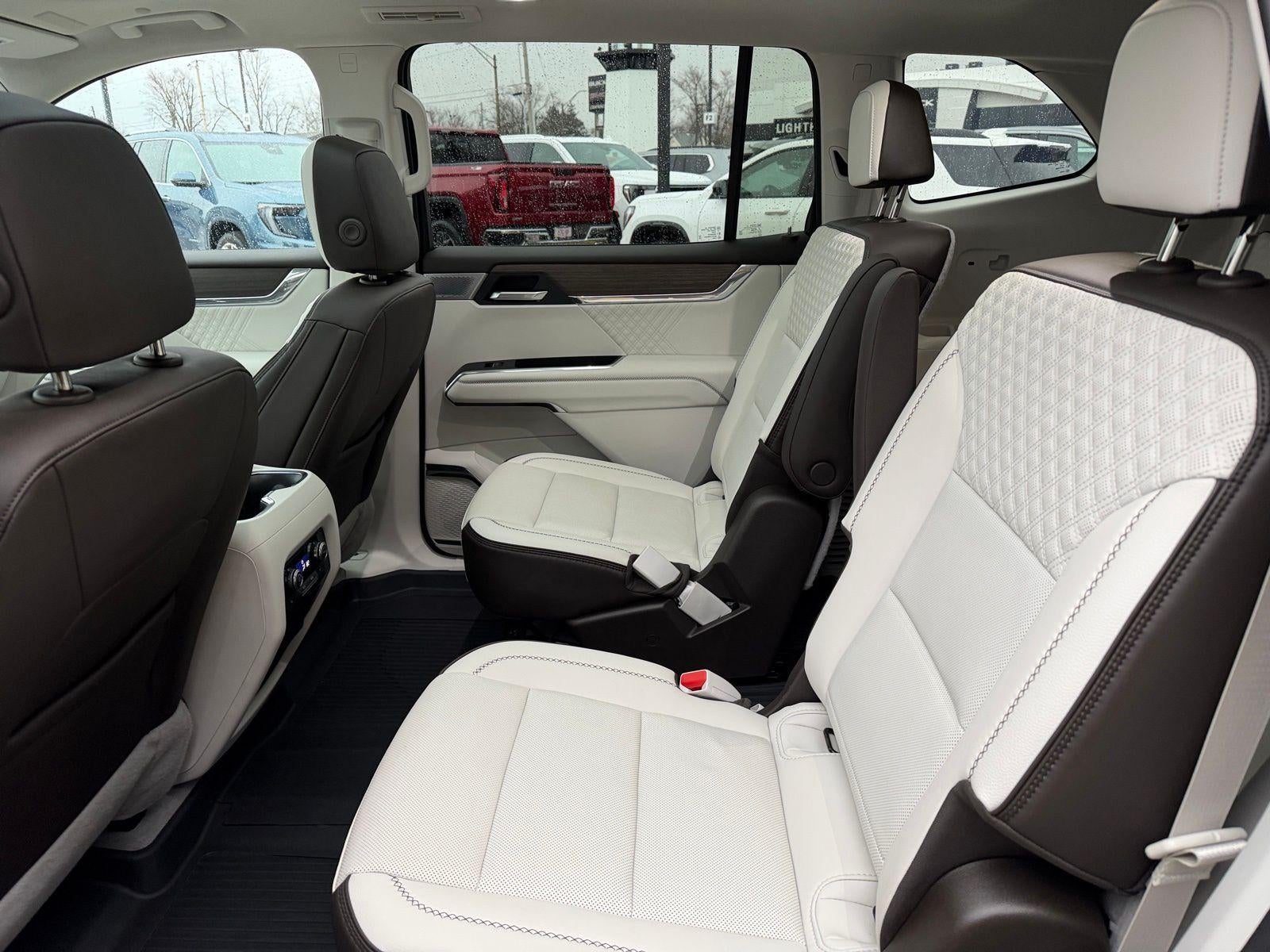 2024 GMC Acadia Denali