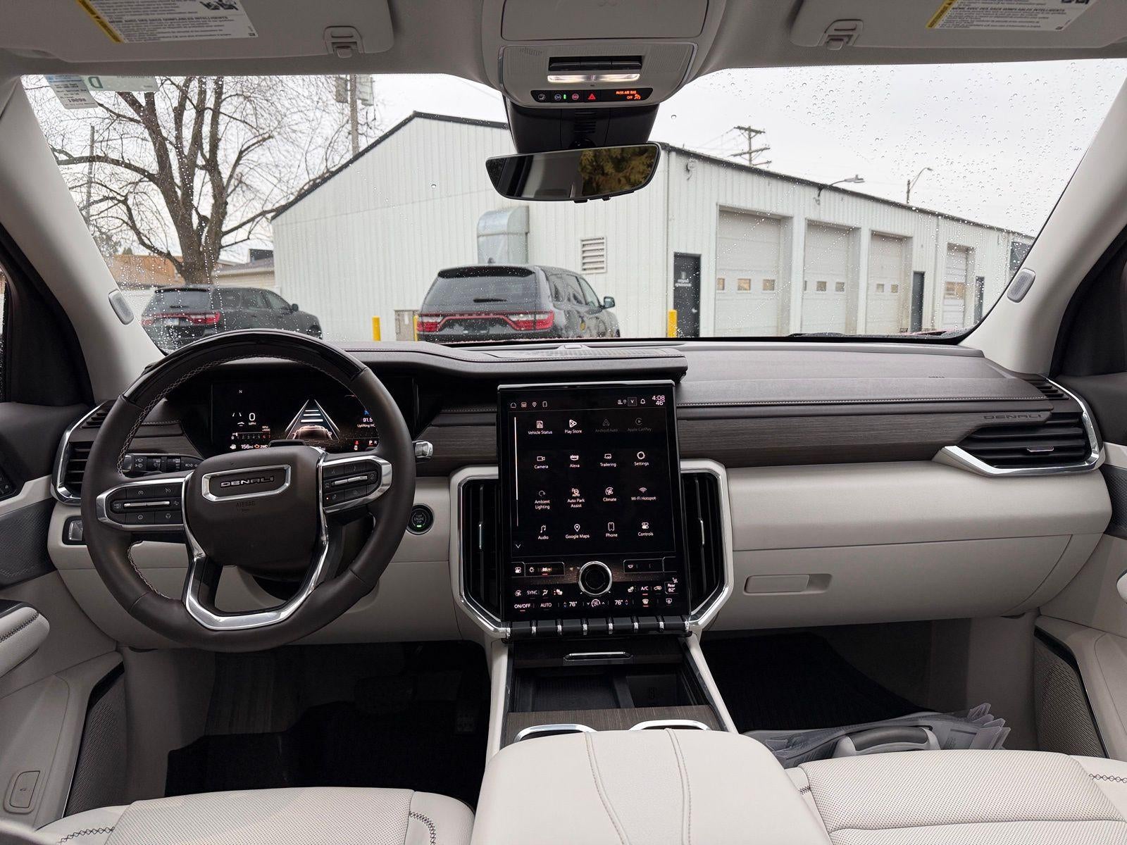 2024 GMC Acadia Denali